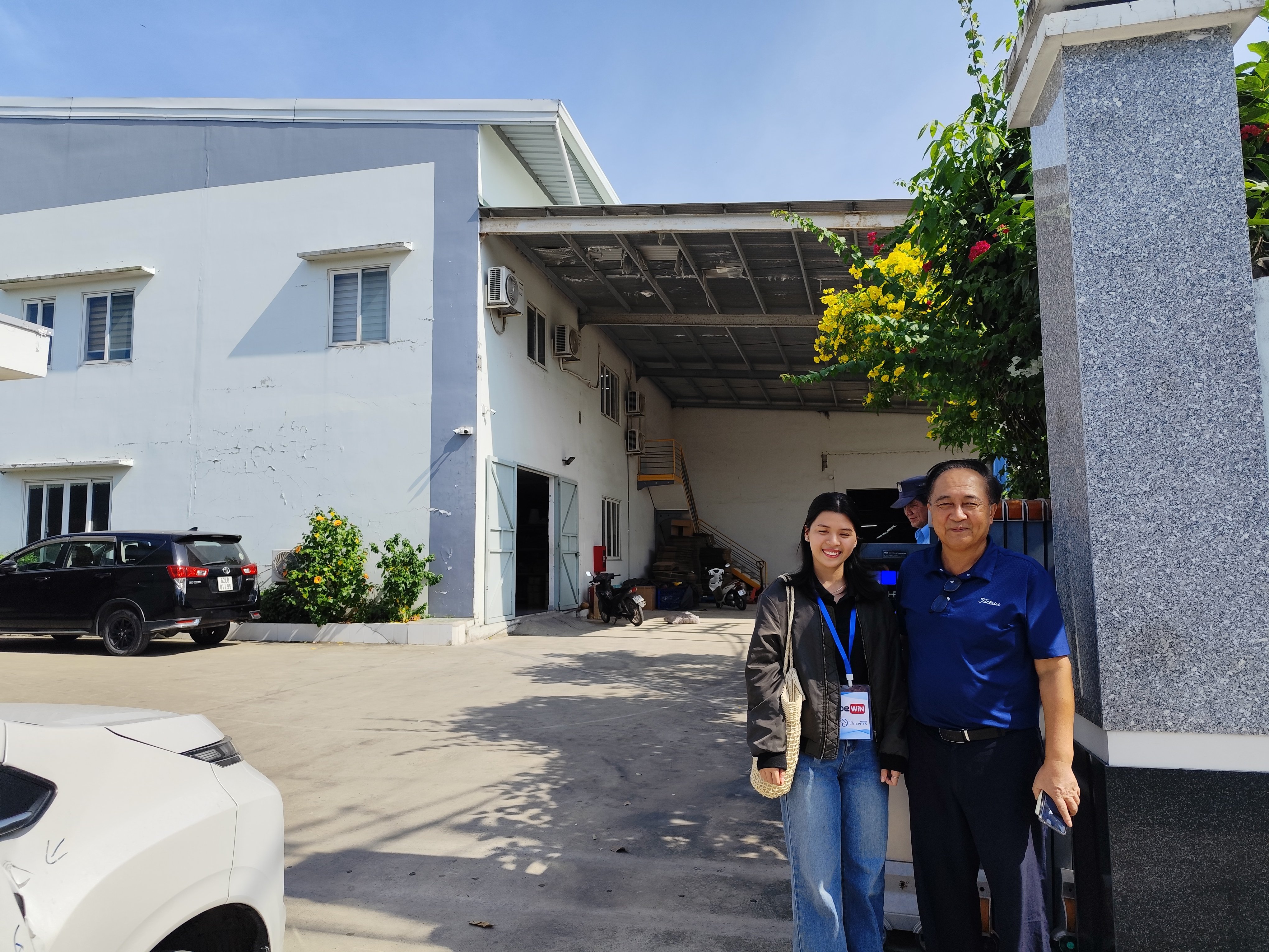 Photo with contacted person (6)